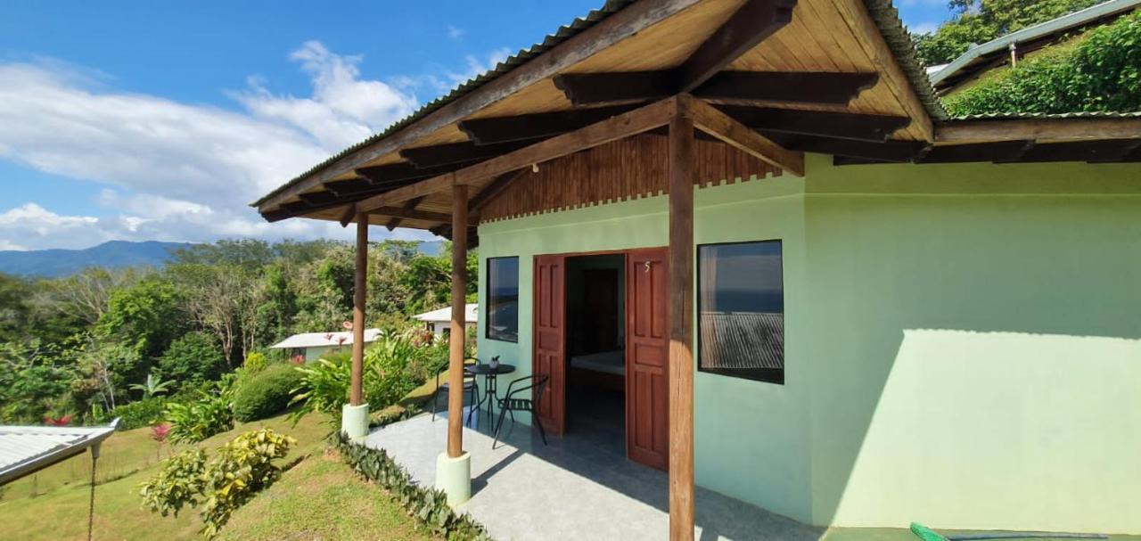 HOTEL BALLENA PARAISO, UVITA